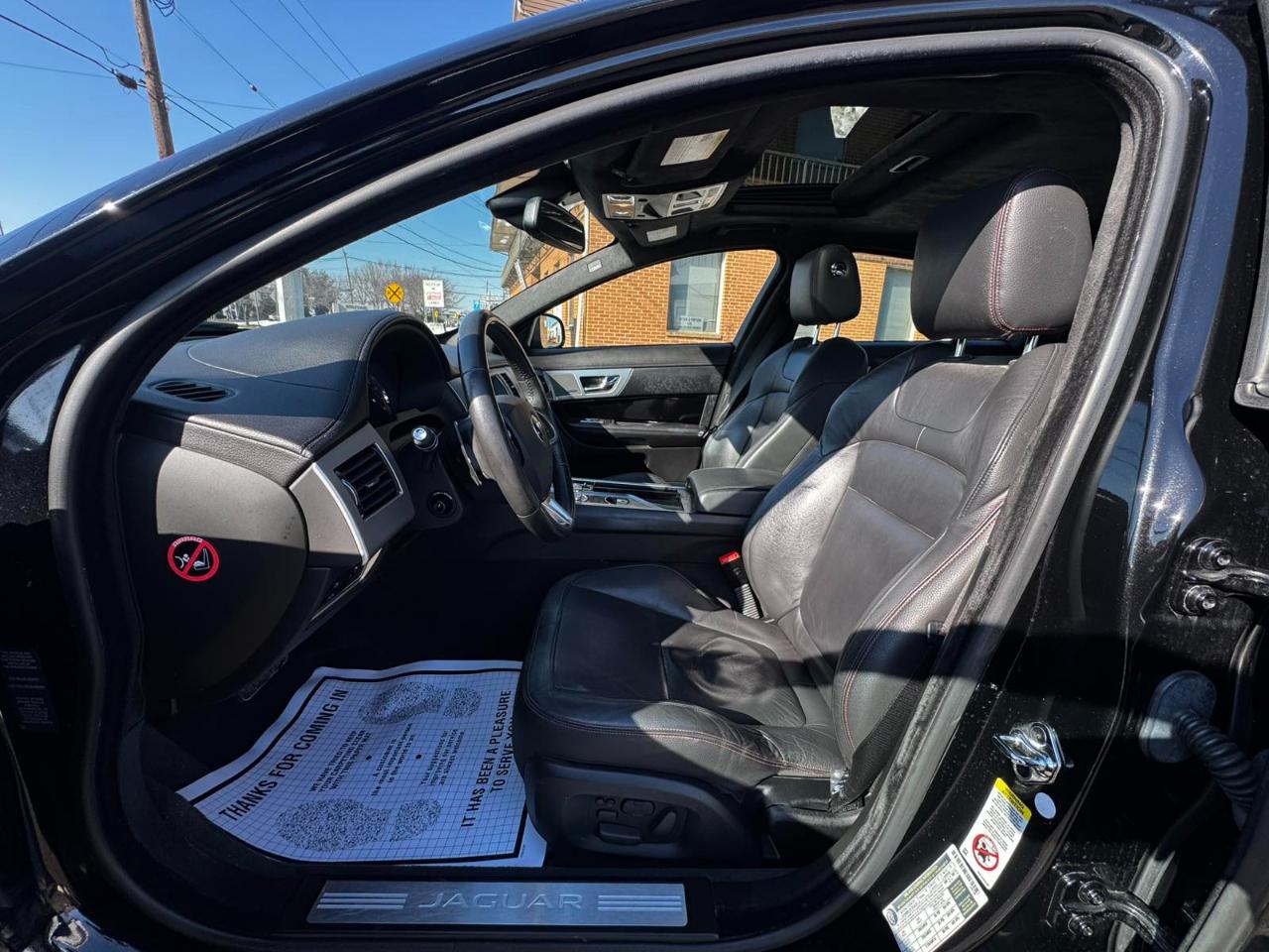 Jaguar XF 4dr Sdn V6 Sport AWD 2015