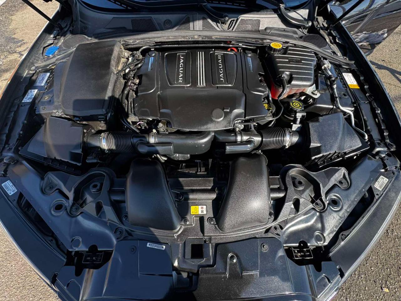 Jaguar XF 4dr Sdn V6 Sport AWD 2015