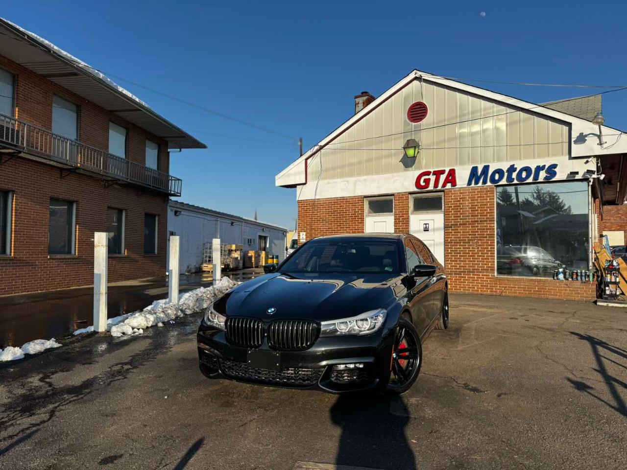 BMW 7 Series 4dr Sdn 740i RWD 2016