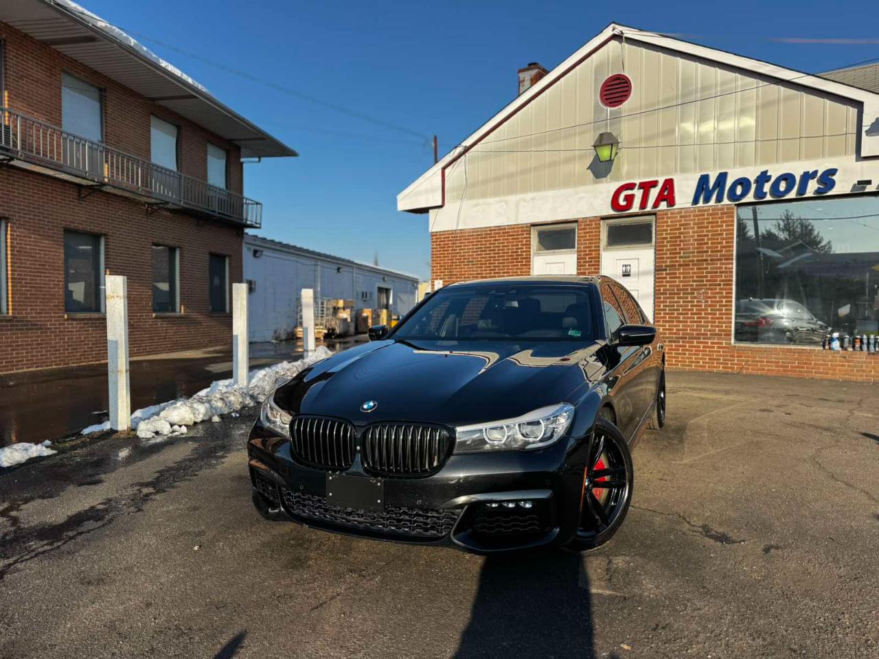 BMW 7 Series 4dr Sdn 740i RWD 2016