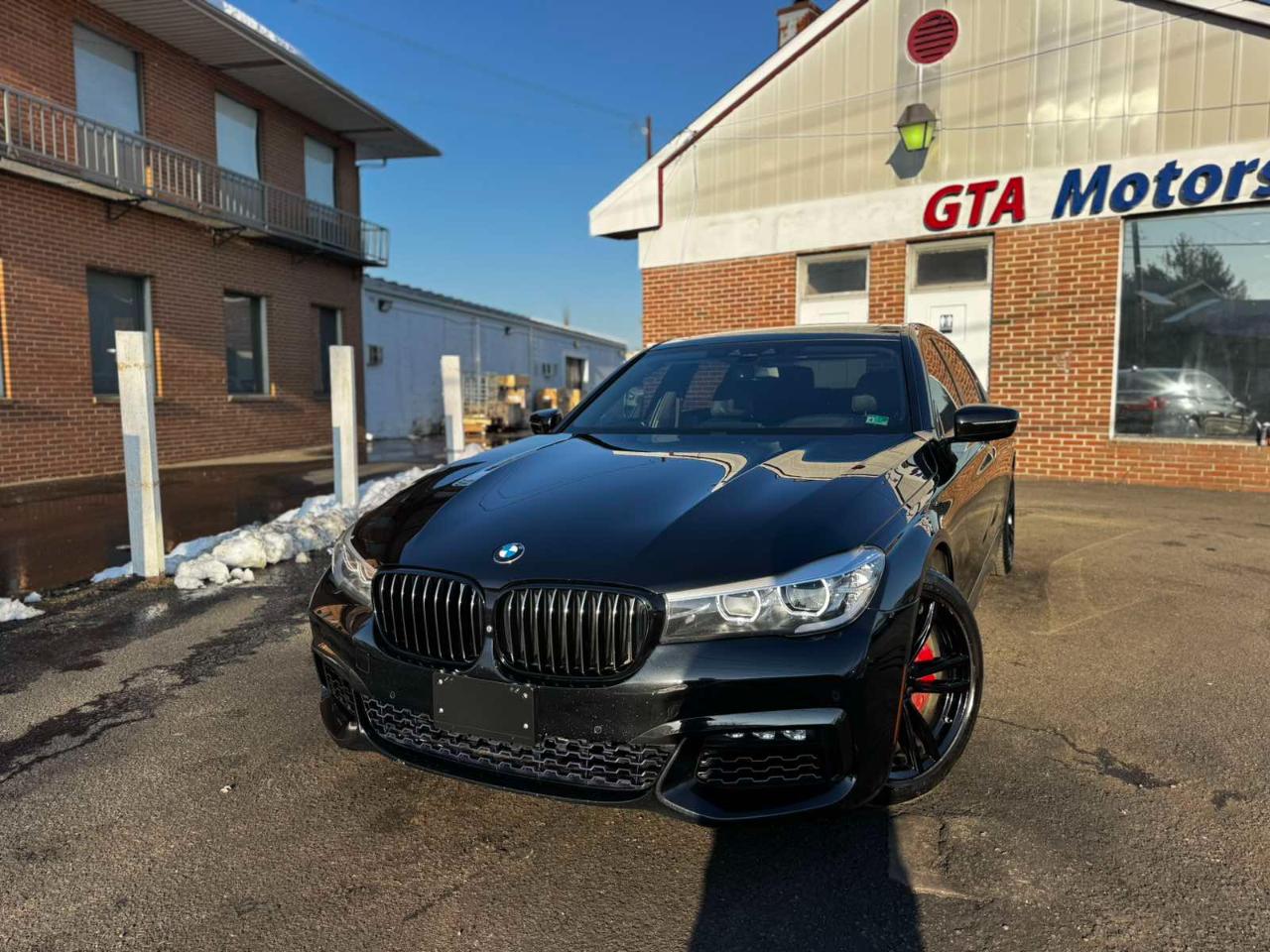 BMW 7 Series 4dr Sdn 740i RWD 2016