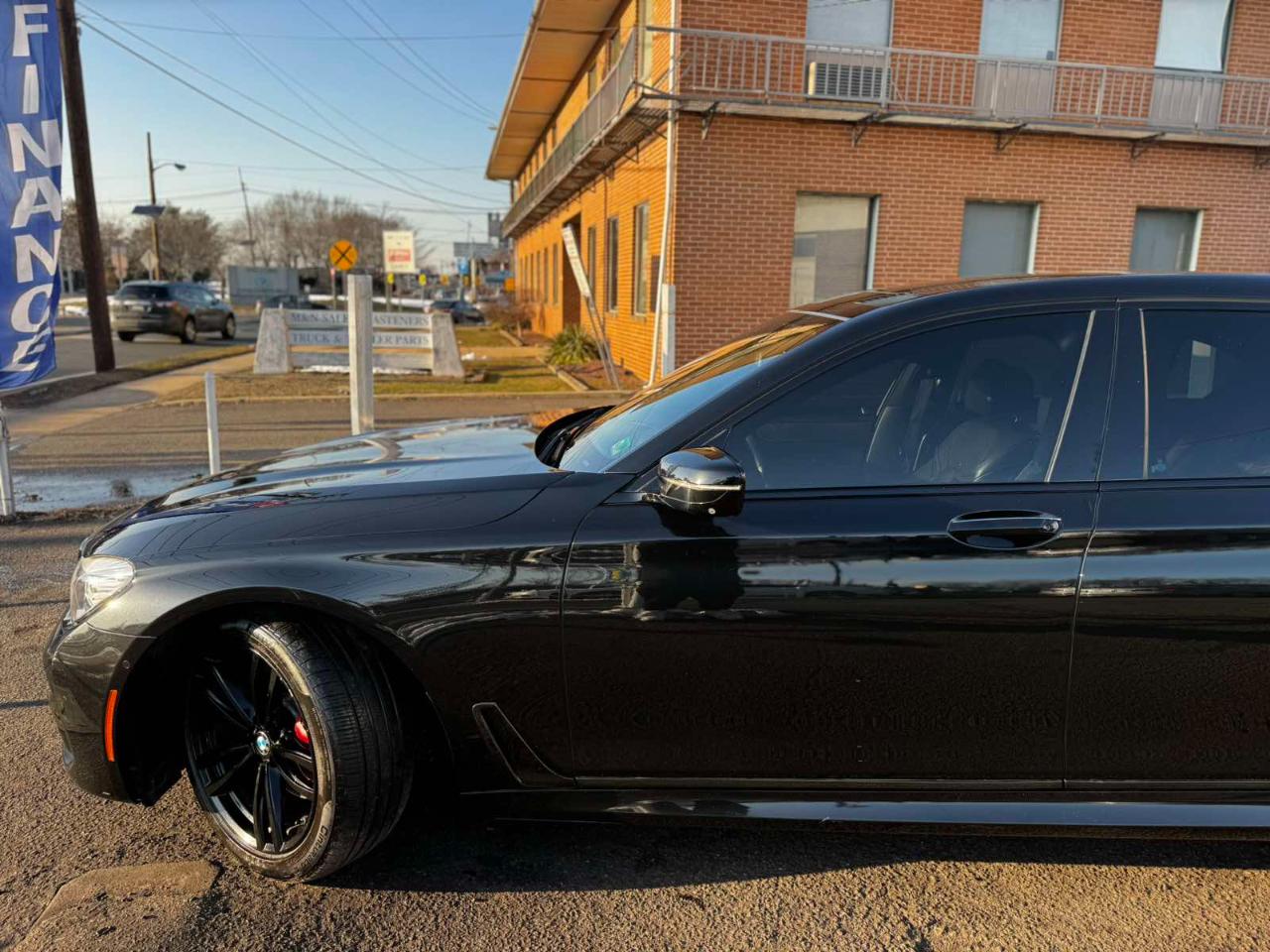 BMW 7 Series 4dr Sdn 740i RWD 2016