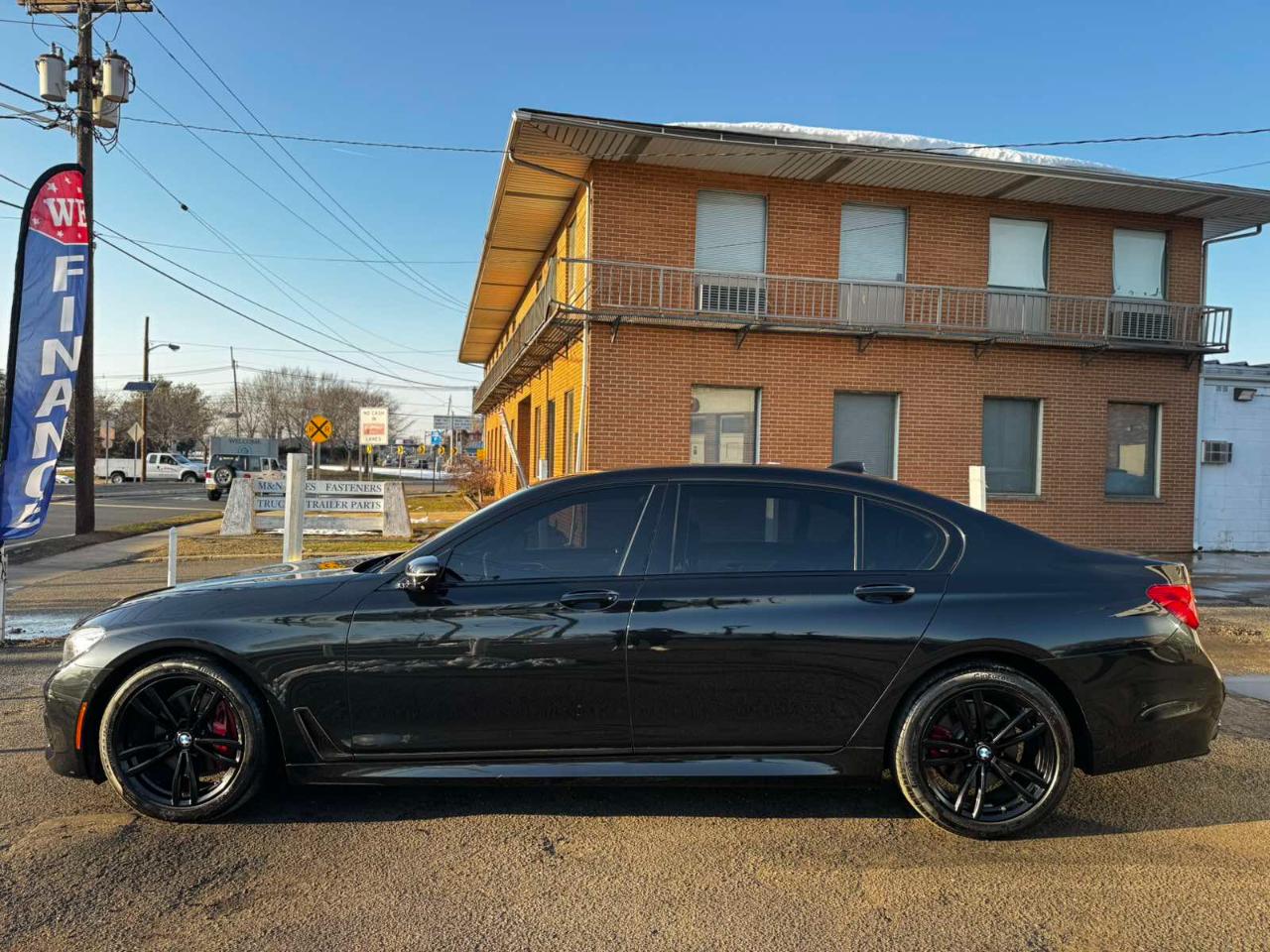 BMW 7 Series 4dr Sdn 740i RWD 2016