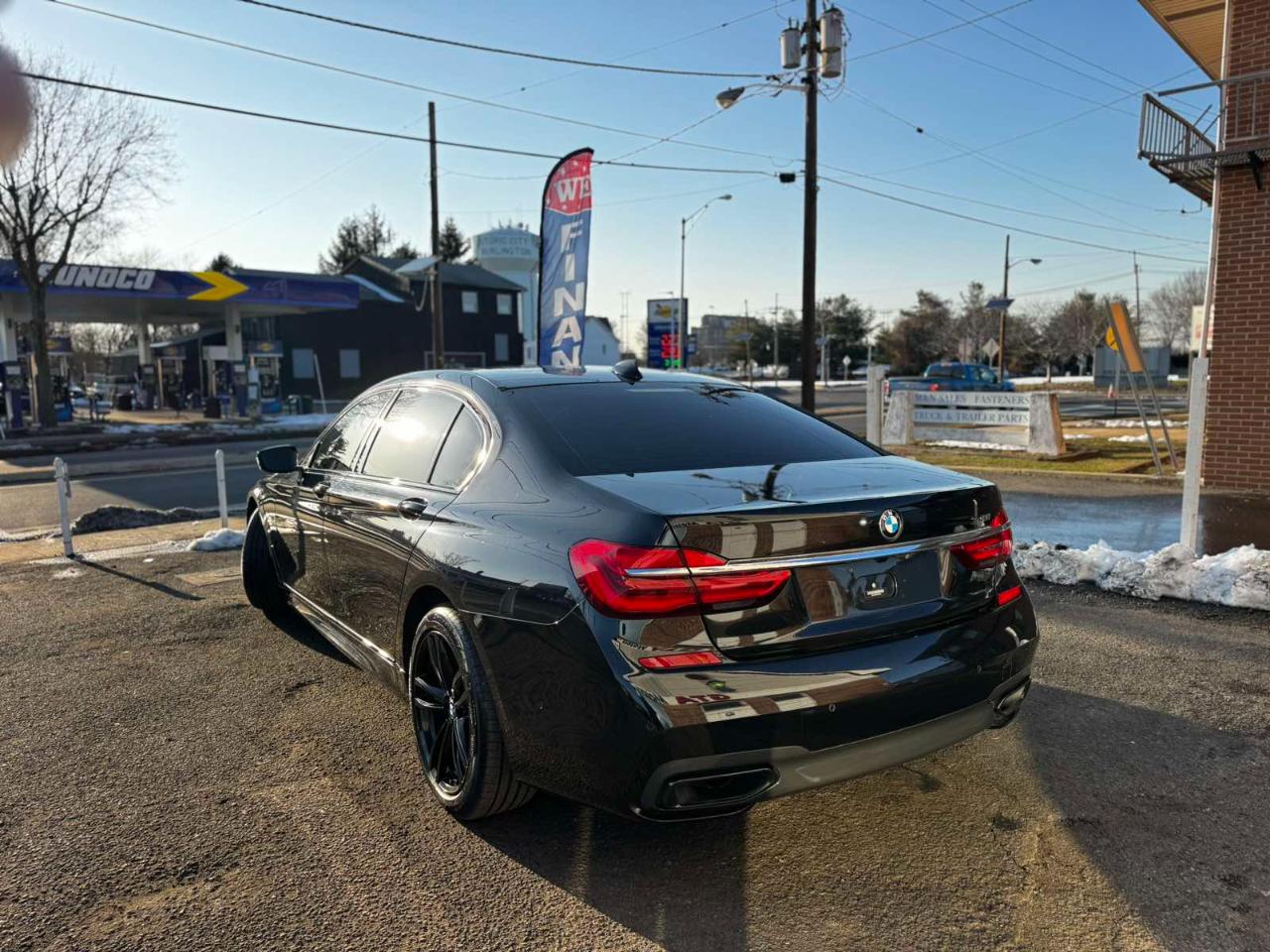 BMW 7 Series 4dr Sdn 740i RWD 2016