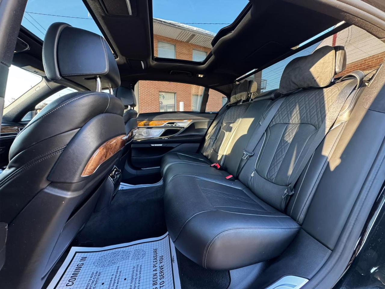 BMW 7 Series 4dr Sdn 740i RWD 2016