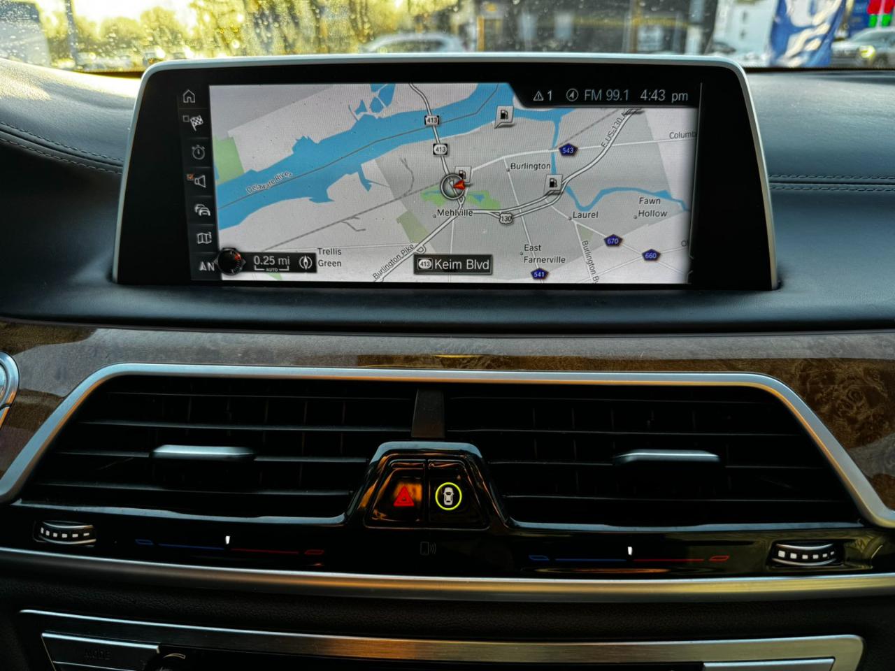 BMW 7 Series 4dr Sdn 740i RWD 2016