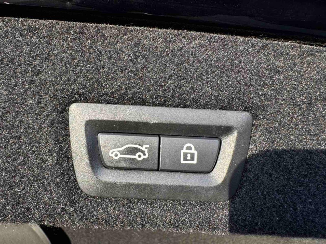 BMW 7 Series 4dr Sdn 740i RWD 2016