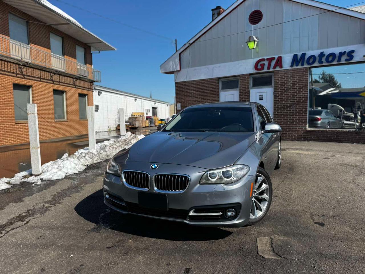 BMW 5 Series 4dr Sdn 528i xDrive AWD 2016
