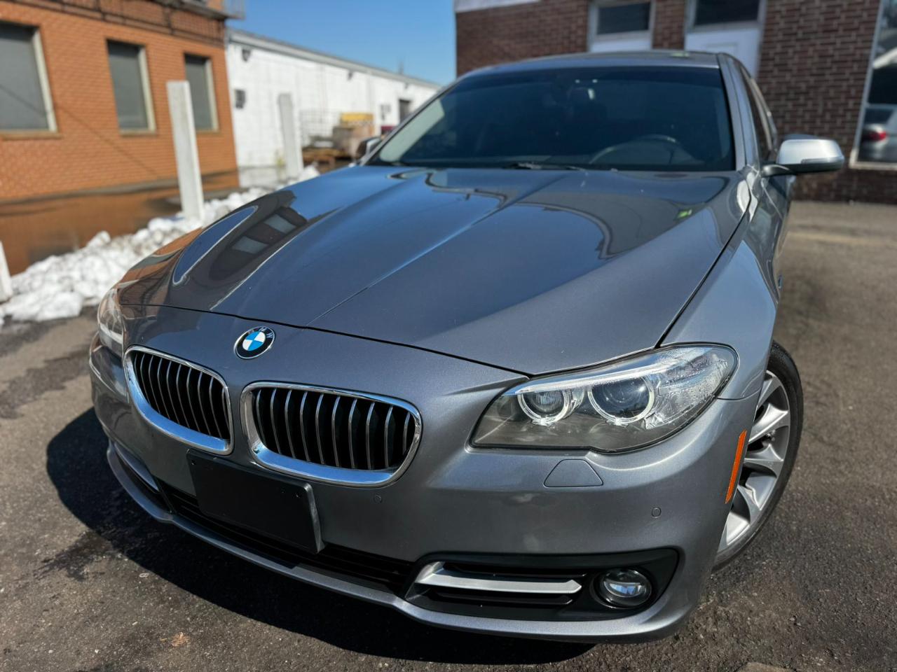 BMW 5 Series 4dr Sdn 528i xDrive AWD 2016