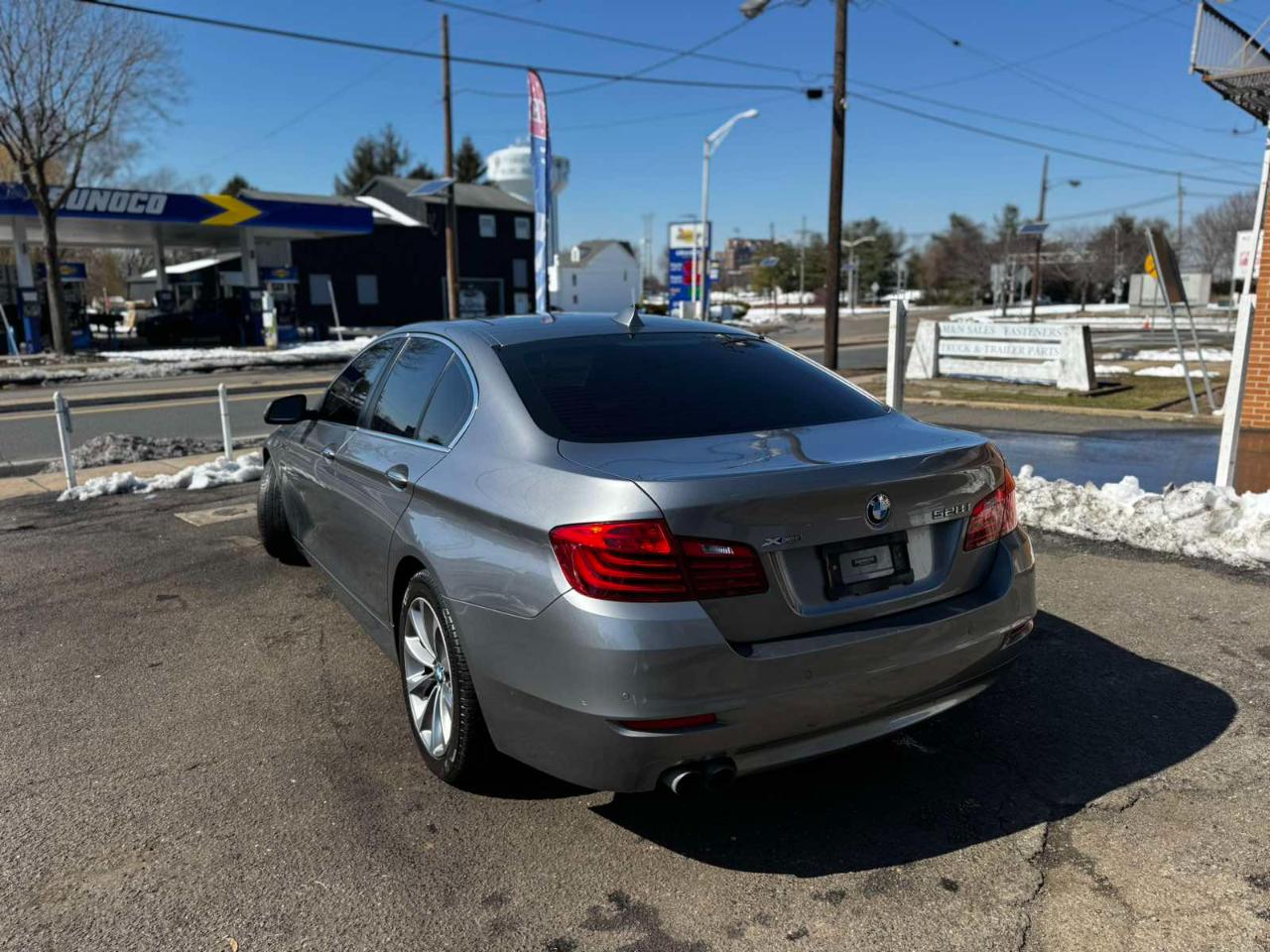 BMW 5 Series 4dr Sdn 528i xDrive AWD 2016