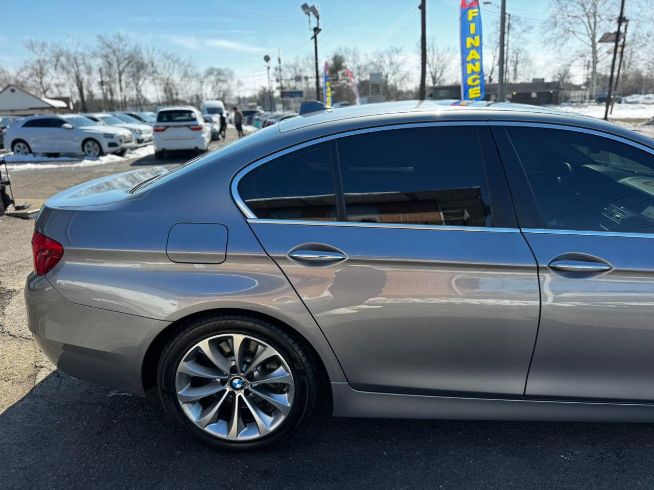 BMW 5 Series 4dr Sdn 528i xDrive AWD 2016