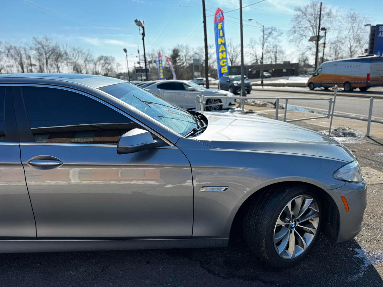 BMW 5 Series 4dr Sdn 528i xDrive AWD 2016