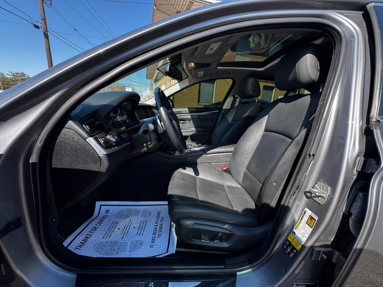 BMW 5 Series 4dr Sdn 528i xDrive AWD 2016