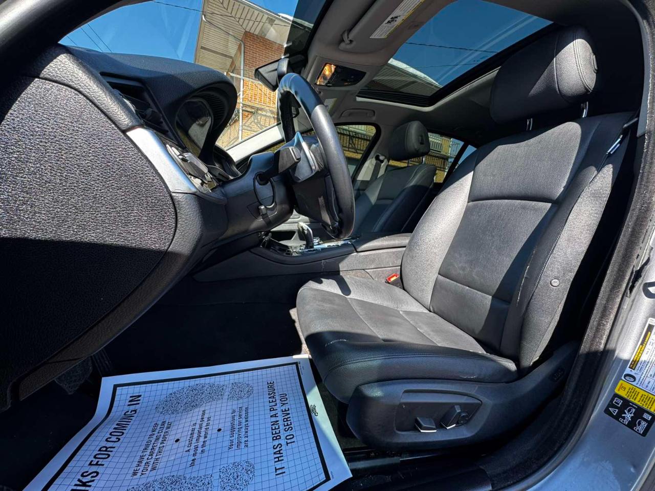 BMW 5 Series 4dr Sdn 528i xDrive AWD 2016