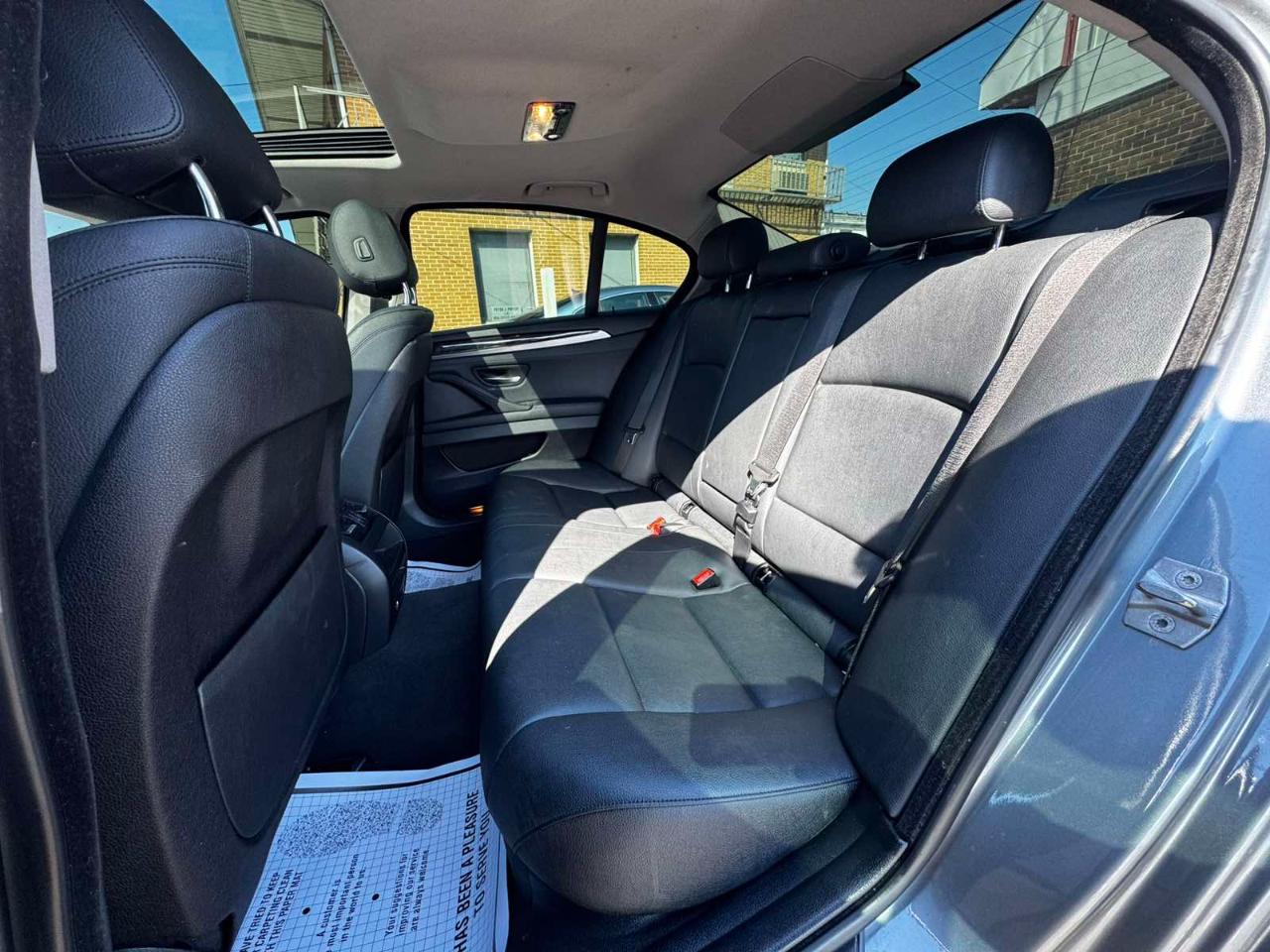 BMW 5 Series 4dr Sdn 528i xDrive AWD 2016