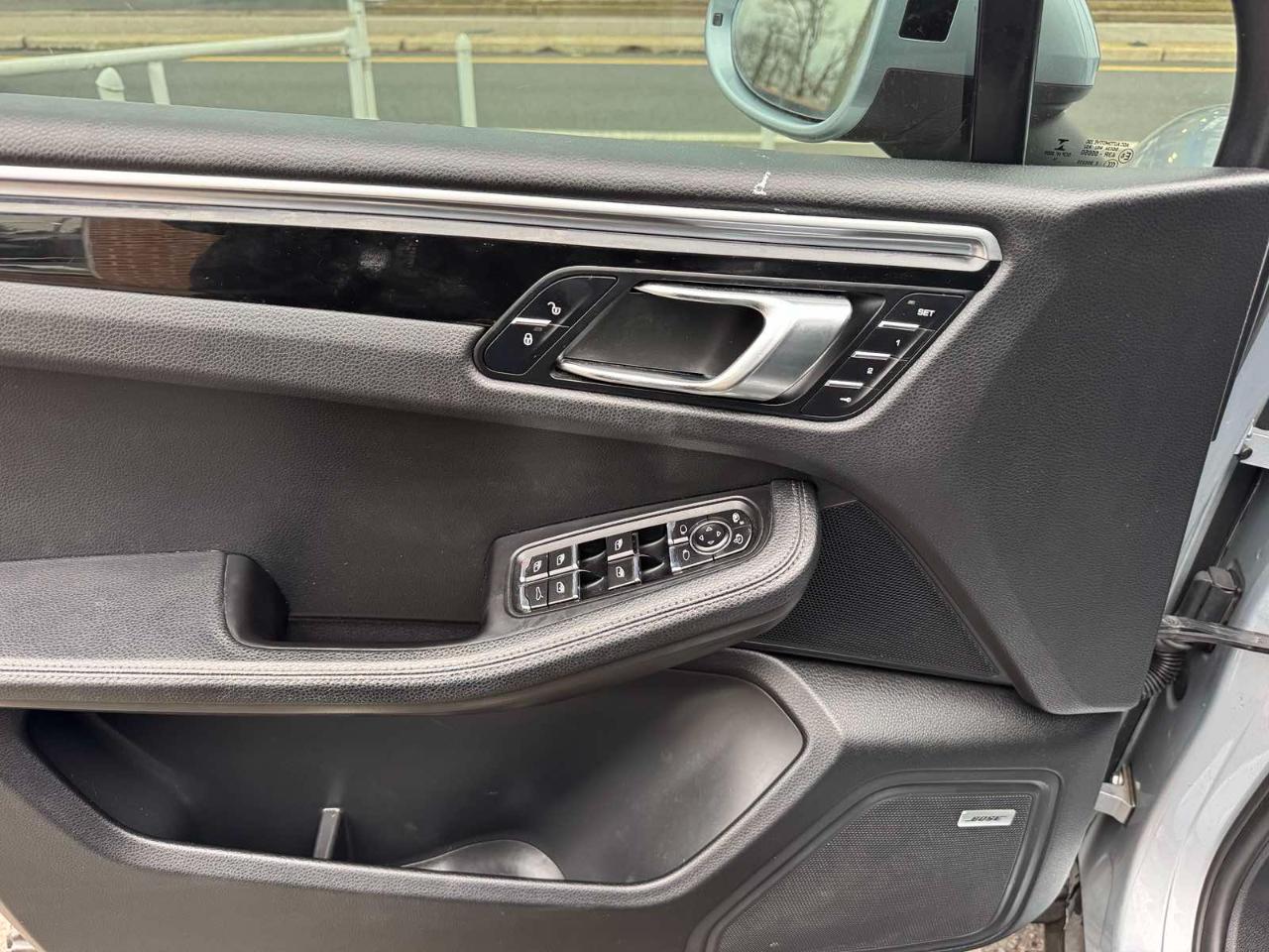 Porsche Macan AWD 2017