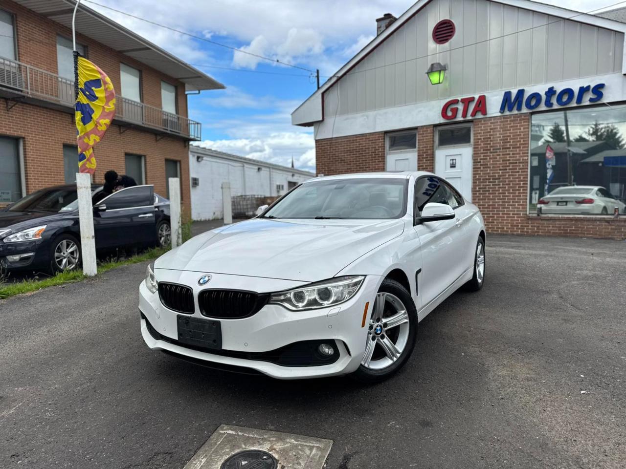 BMW 4 Series 2dr Cpe 428i xDrive AWD SULEV 2014