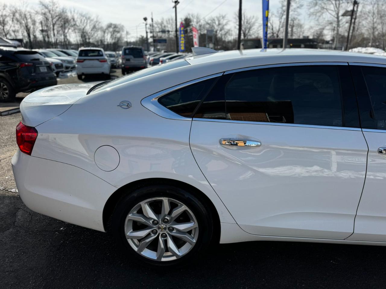 Chevrolet Impala 4dr Sdn LT w/1LT 2019