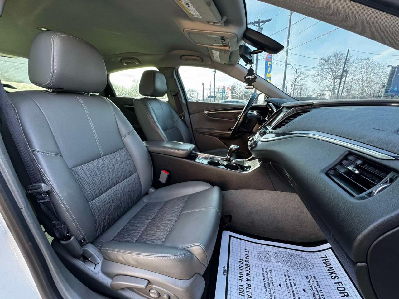 Chevrolet Impala 4dr Sdn LT w/1LT 2019