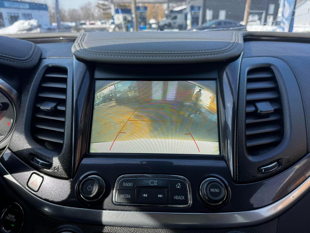 Chevrolet Impala 4dr Sdn LT w/1LT 2019