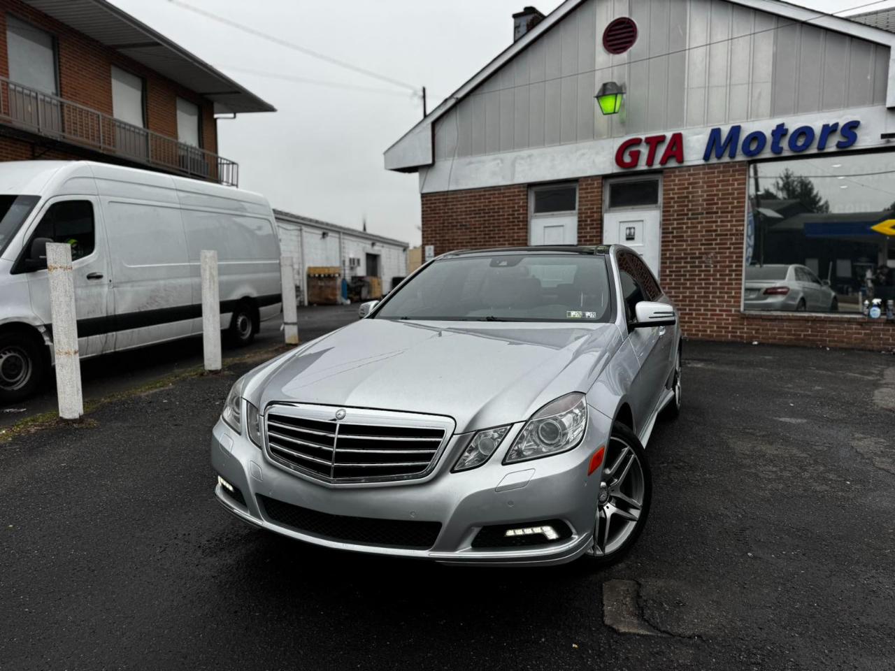 Mercedes-Benz E-Class 4dr Sdn E 550 Sport 4MATIC 2010