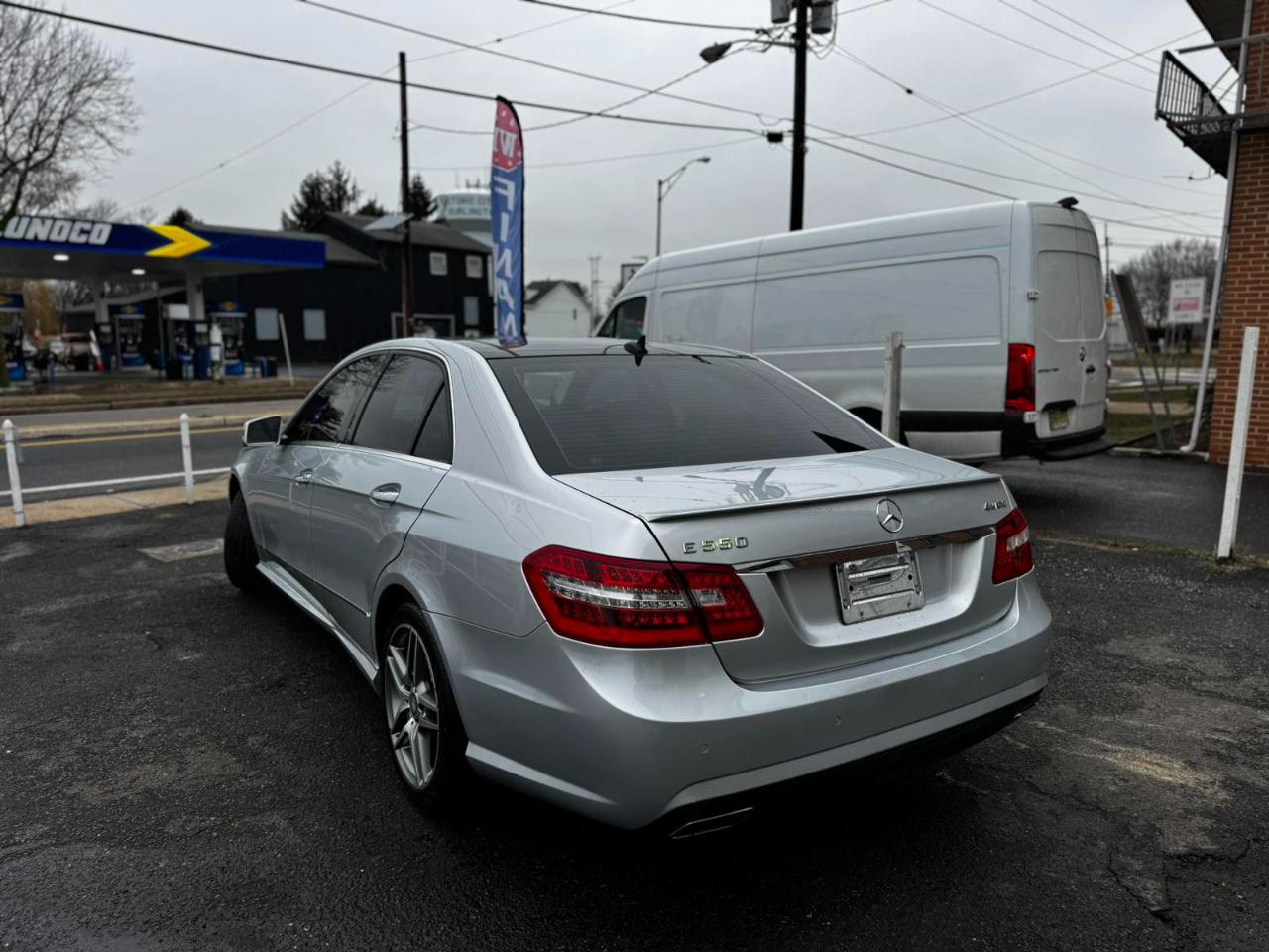 Mercedes-Benz E-Class 4dr Sdn E 550 Sport 4MATIC 2010