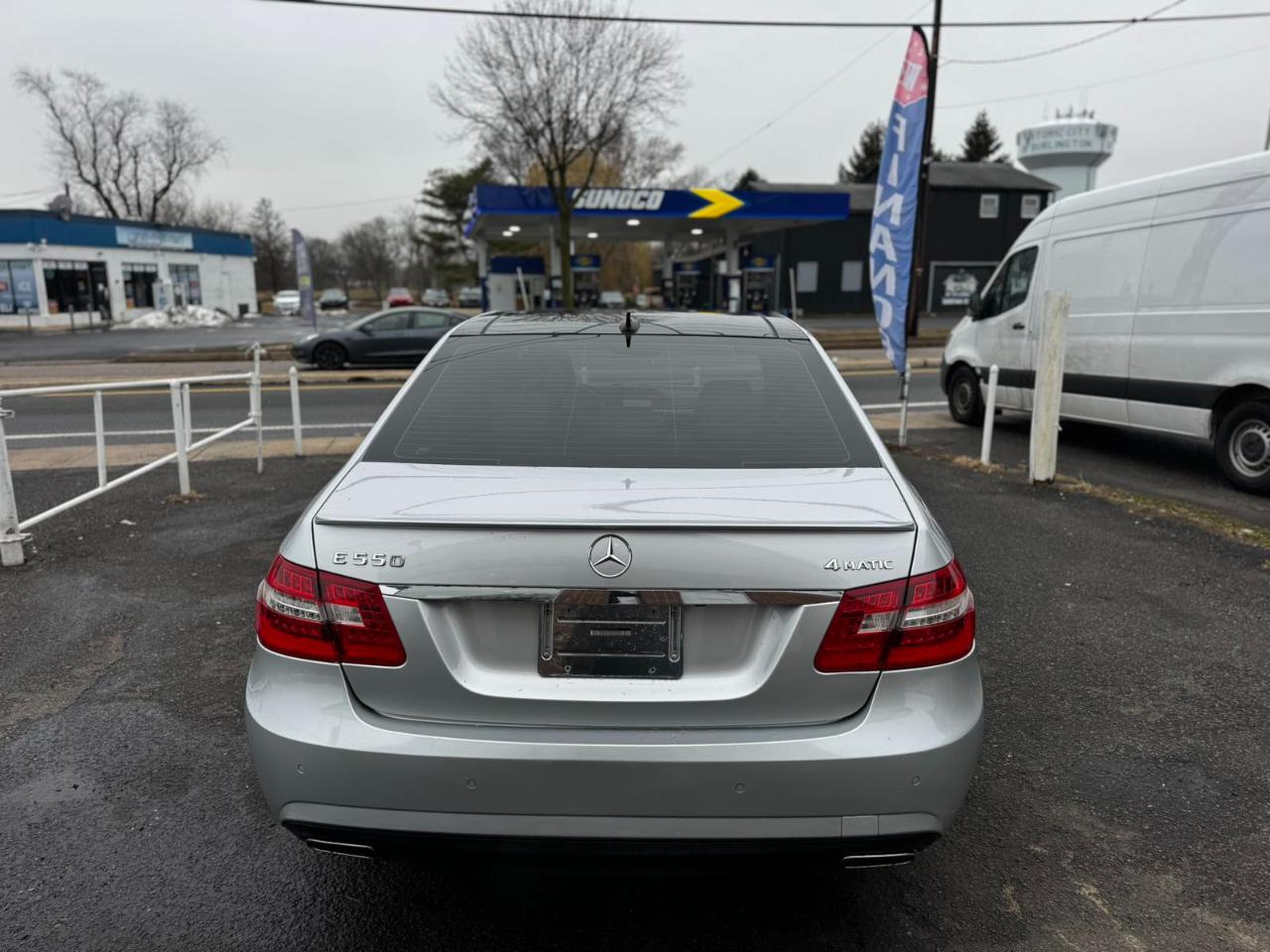Mercedes-Benz E-Class 4dr Sdn E 550 Sport 4MATIC 2010