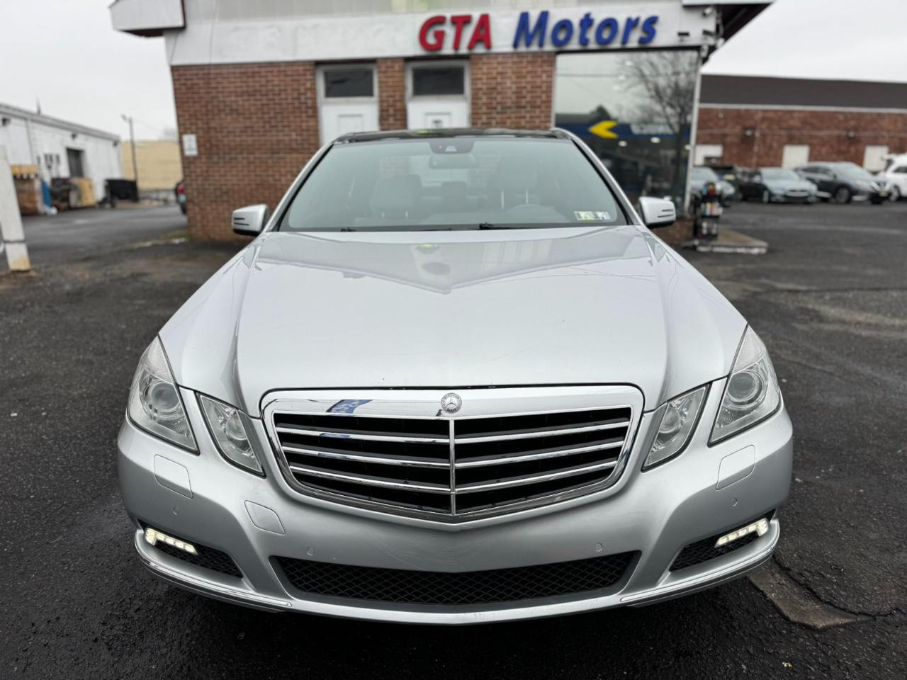 Mercedes-Benz E-Class 4dr Sdn E 550 Sport 4MATIC 2010