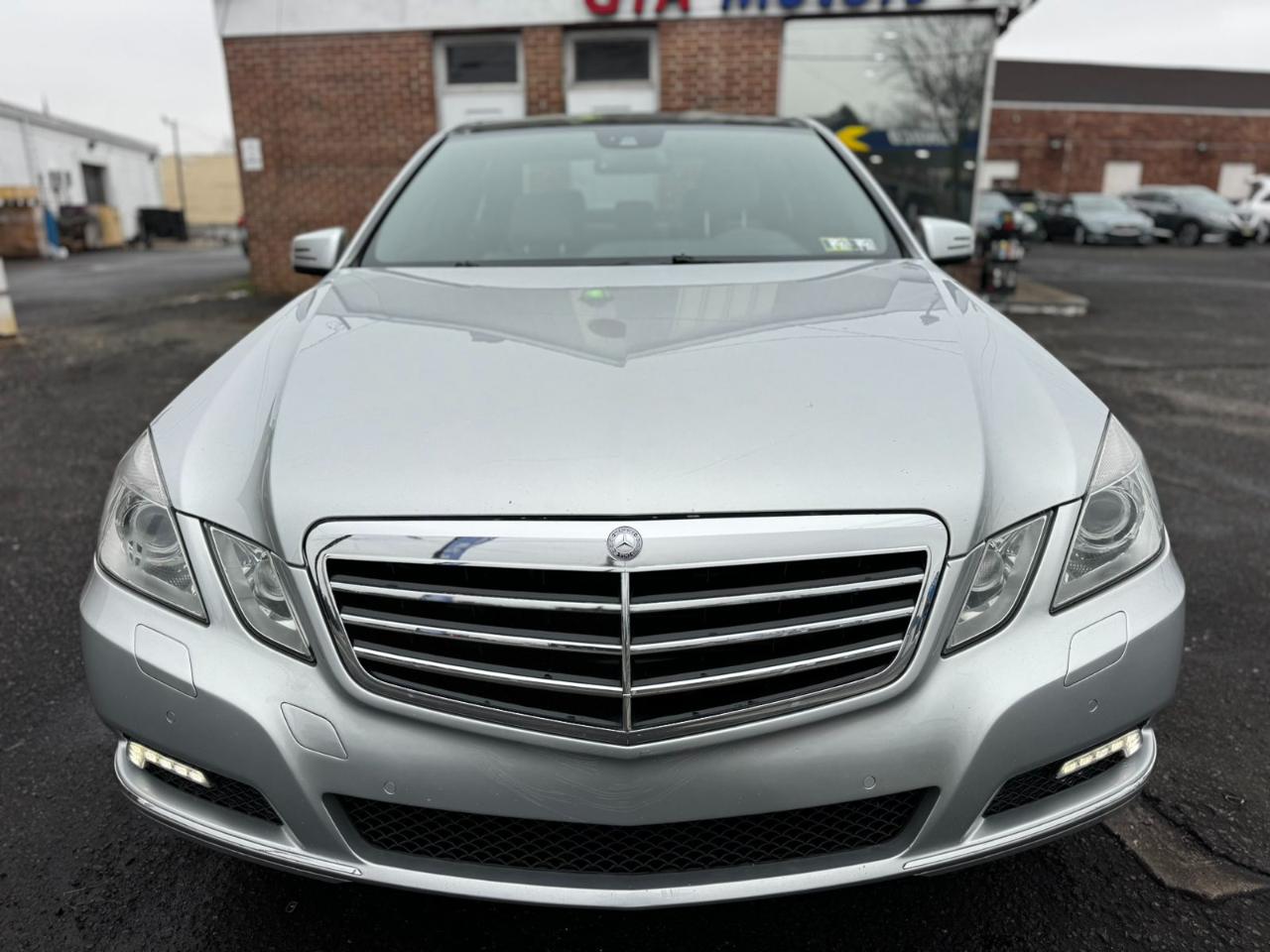 Mercedes-Benz E-Class 4dr Sdn E 550 Sport 4MATIC 2010