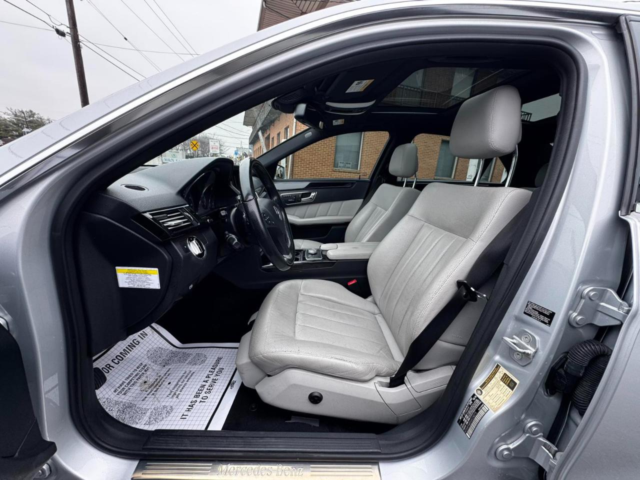 Mercedes-Benz E-Class 4dr Sdn E 550 Sport 4MATIC 2010