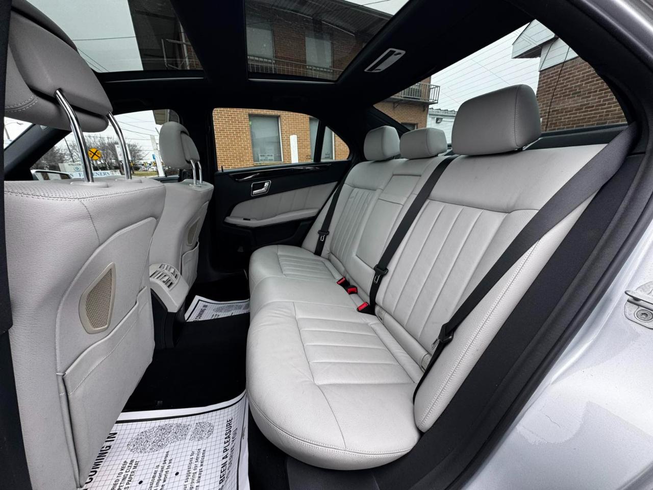 Mercedes-Benz E-Class 4dr Sdn E 550 Sport 4MATIC 2010