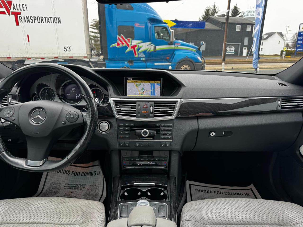 Mercedes-Benz E-Class 4dr Sdn E 550 Sport 4MATIC 2010