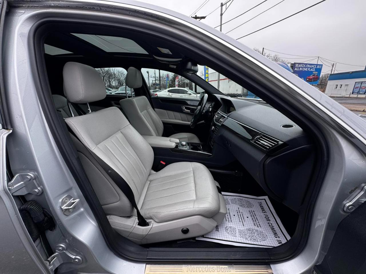 Mercedes-Benz E-Class 4dr Sdn E 550 Sport 4MATIC 2010