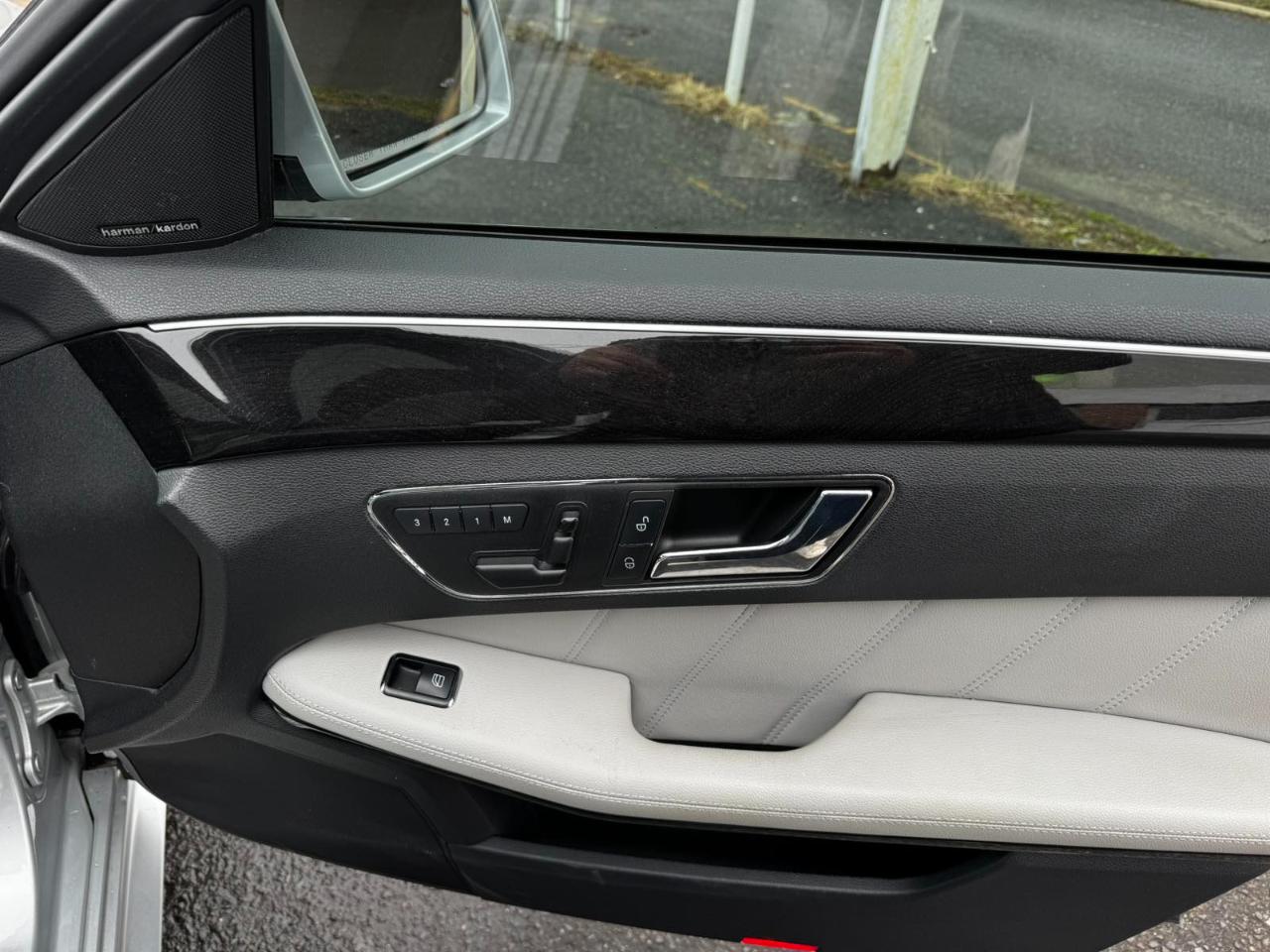 Mercedes-Benz E-Class 4dr Sdn E 550 Sport 4MATIC 2010