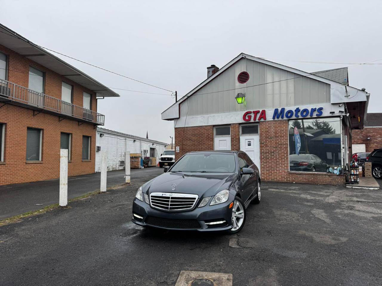 Mercedes-Benz E-Class 4dr Sdn E 350 Sport 4MATIC 2012