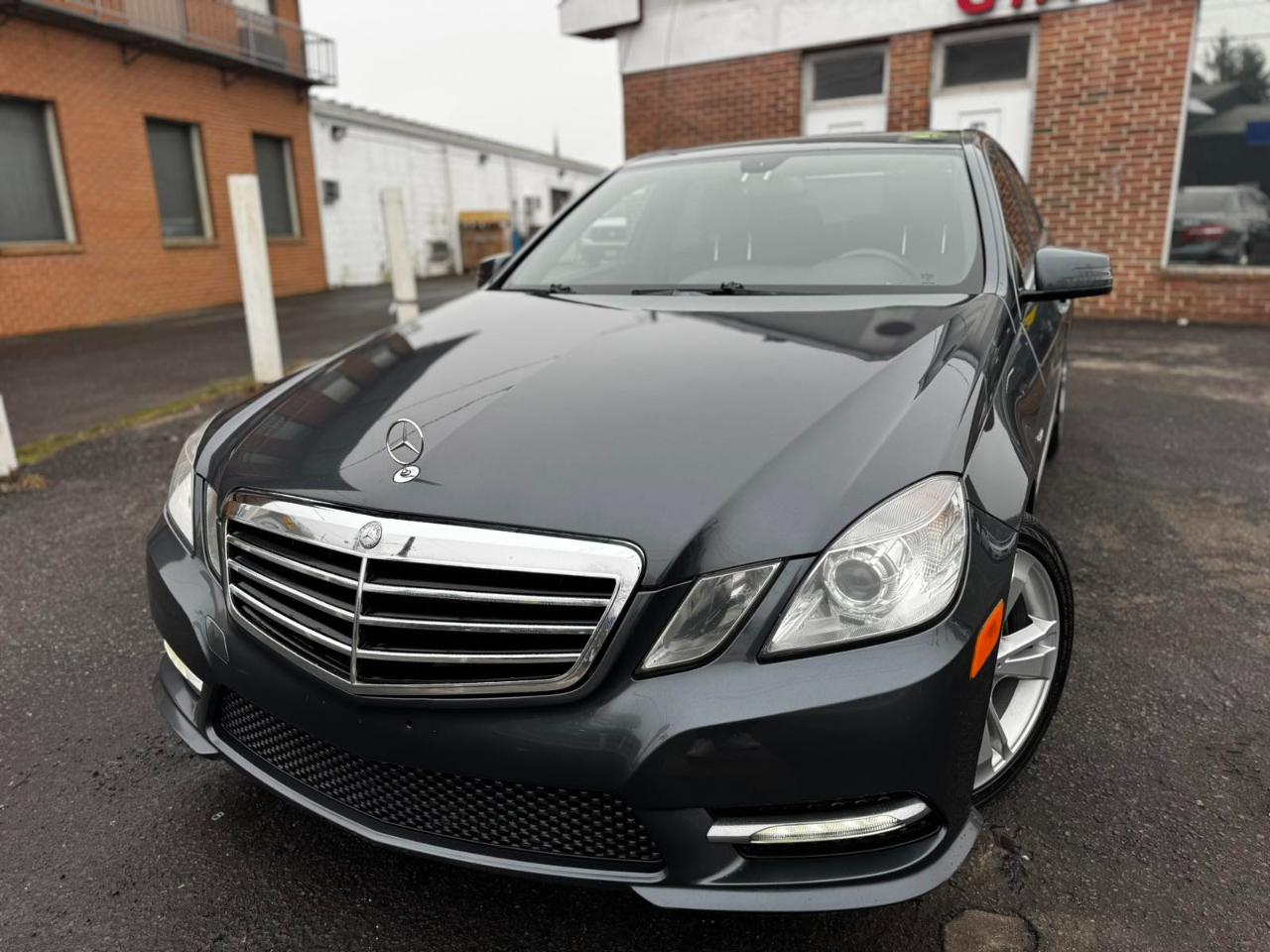 Mercedes-Benz E-Class 4dr Sdn E 350 Sport 4MATIC 2012
