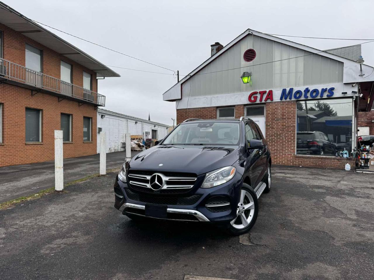 Mercedes-Benz GLE 4MATIC 4dr GLE 350 2016