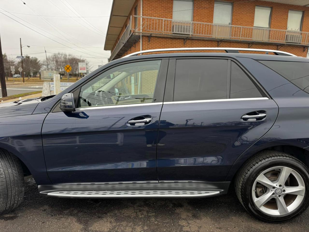 Mercedes-Benz GLE 4MATIC 4dr GLE 350 2016