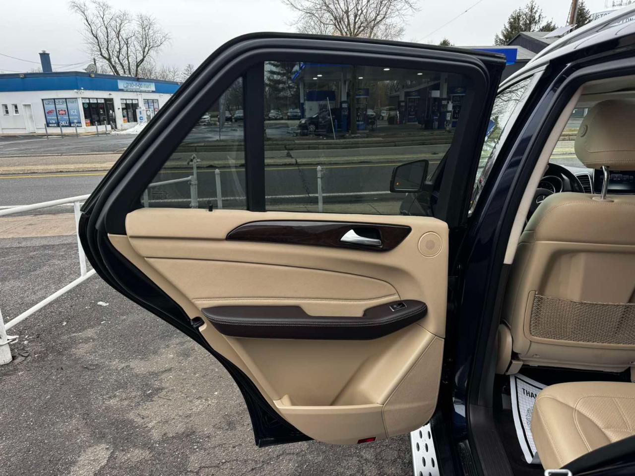 Mercedes-Benz GLE 4MATIC 4dr GLE 350 2016