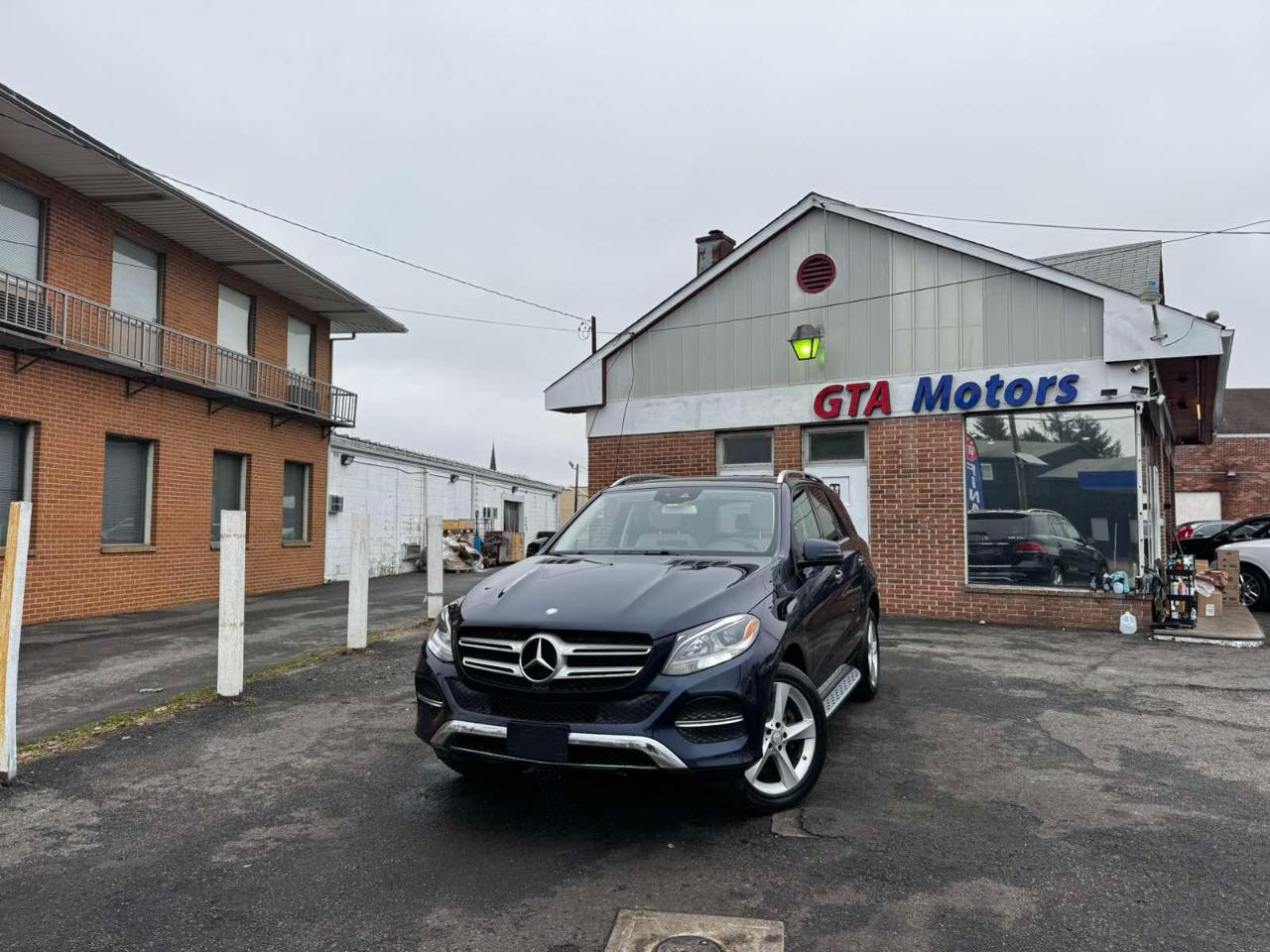 Mercedes-Benz GLE 4MATIC 4dr GLE 350 2016
