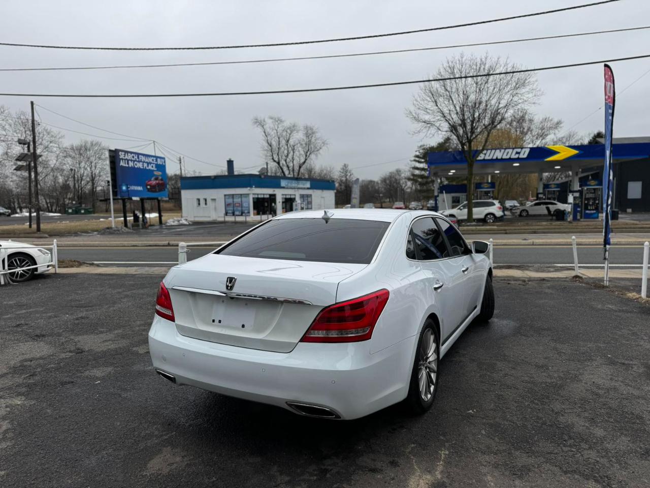 Hyundai Equus 4dr Sdn Signature 2016