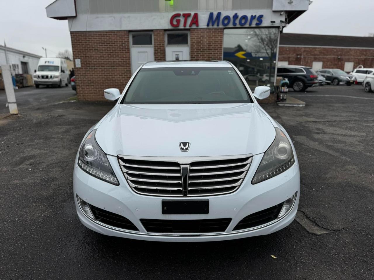 Hyundai Equus 4dr Sdn Signature 2016