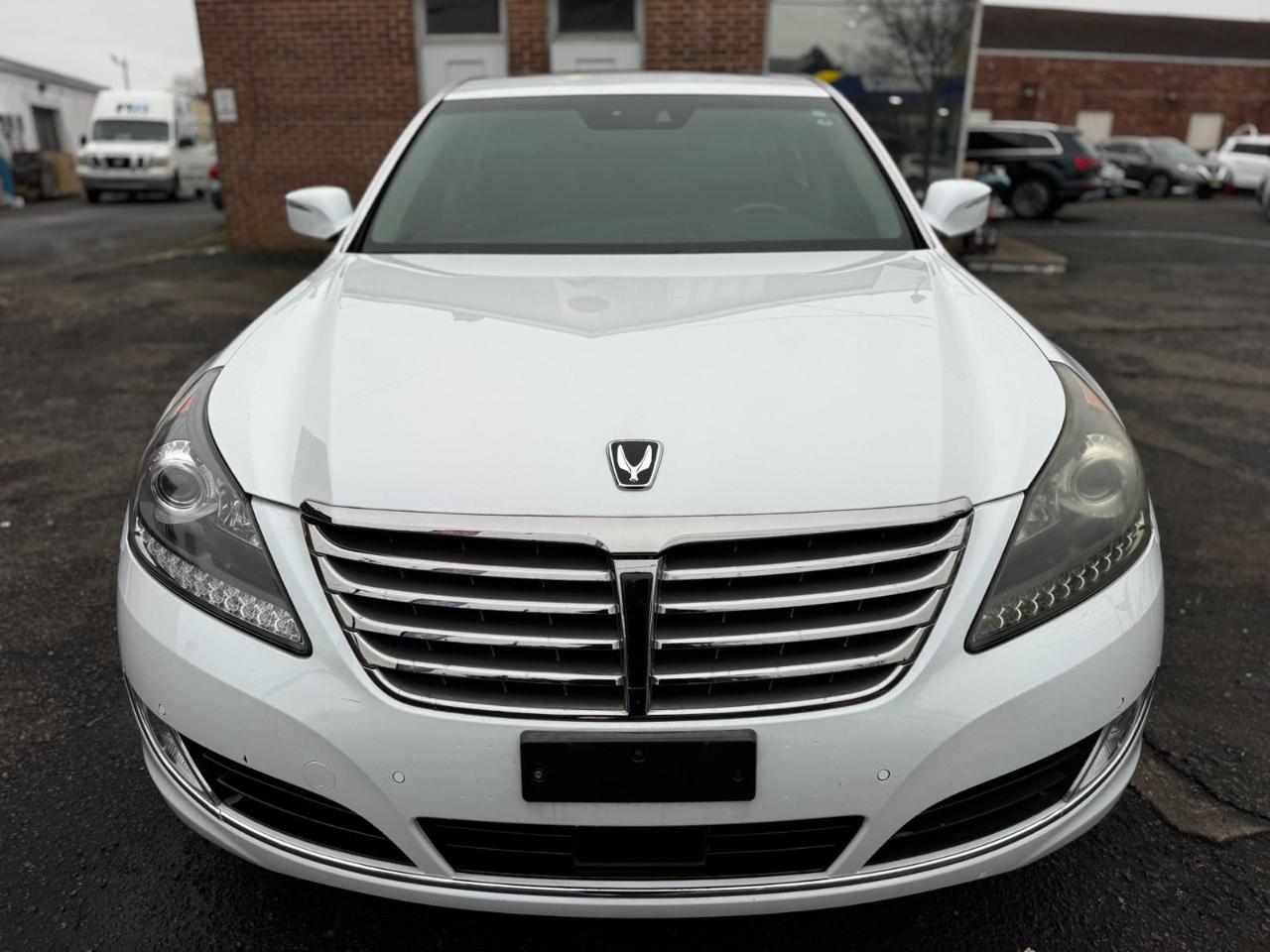 Hyundai Equus 4dr Sdn Signature 2016