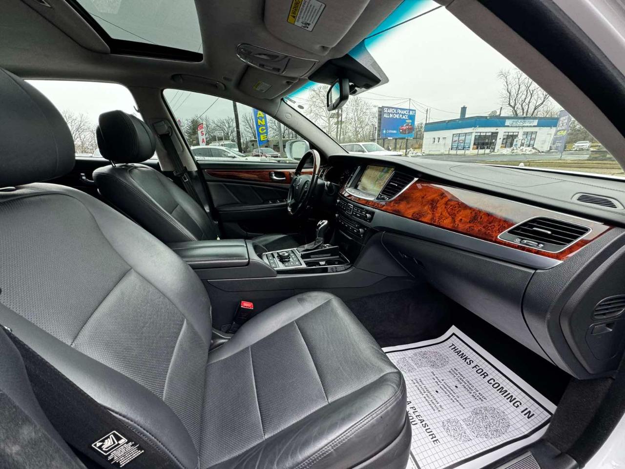 Hyundai Equus 4dr Sdn Signature 2016