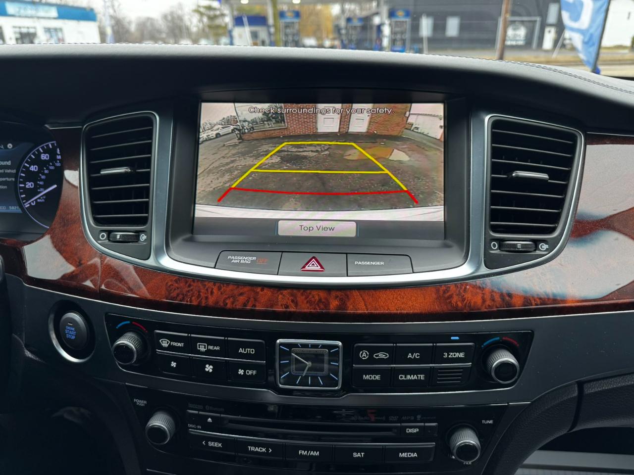 Hyundai Equus 4dr Sdn Signature 2016