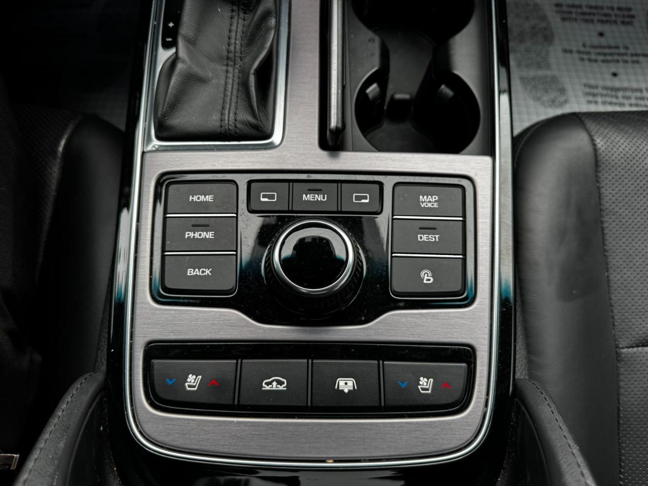 Hyundai Equus 4dr Sdn Signature 2016