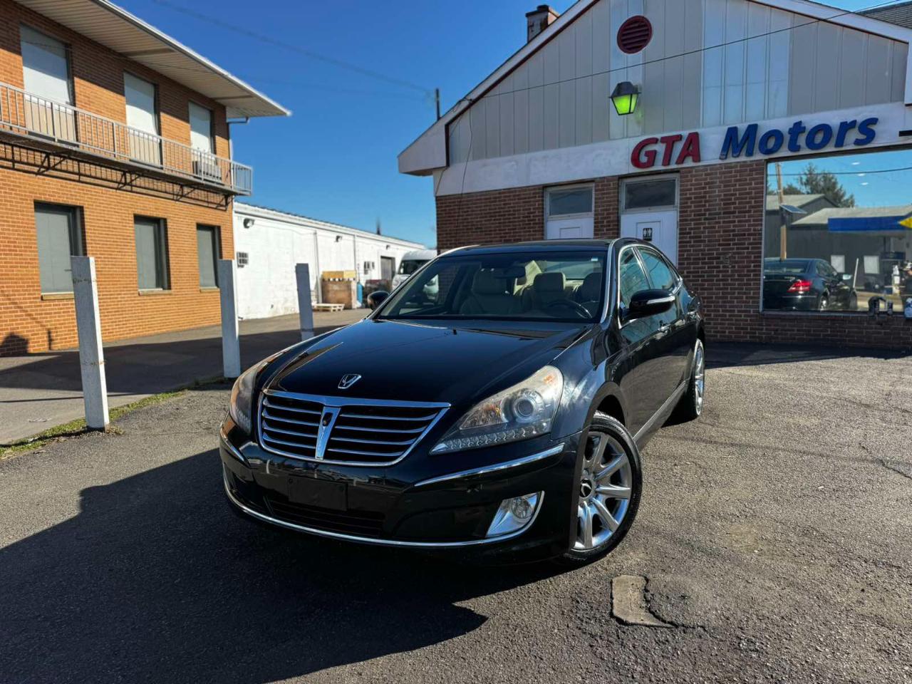 Hyundai Equus 4dr Sdn Ultimate 2013