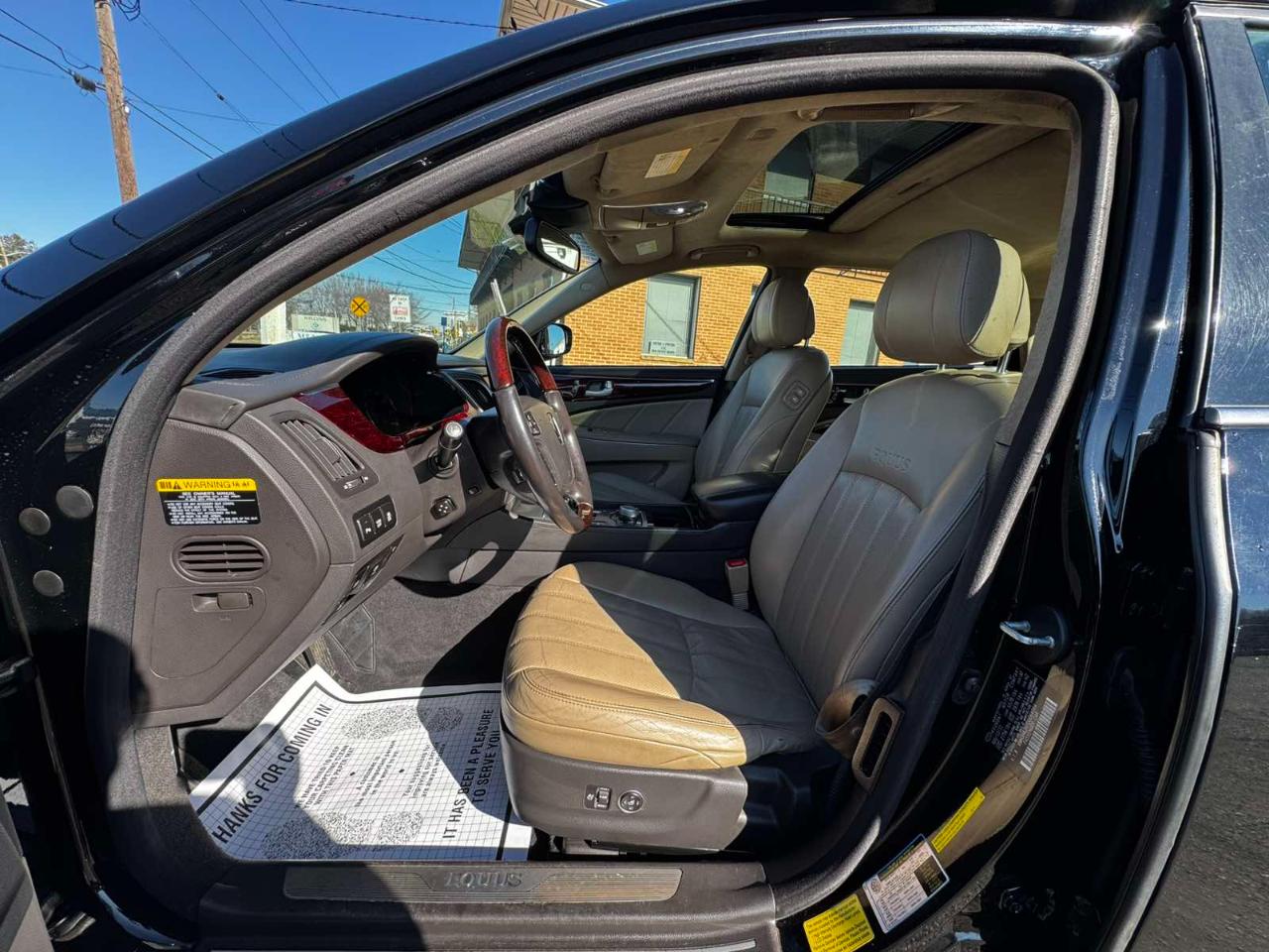 Hyundai Equus 4dr Sdn Ultimate 2013