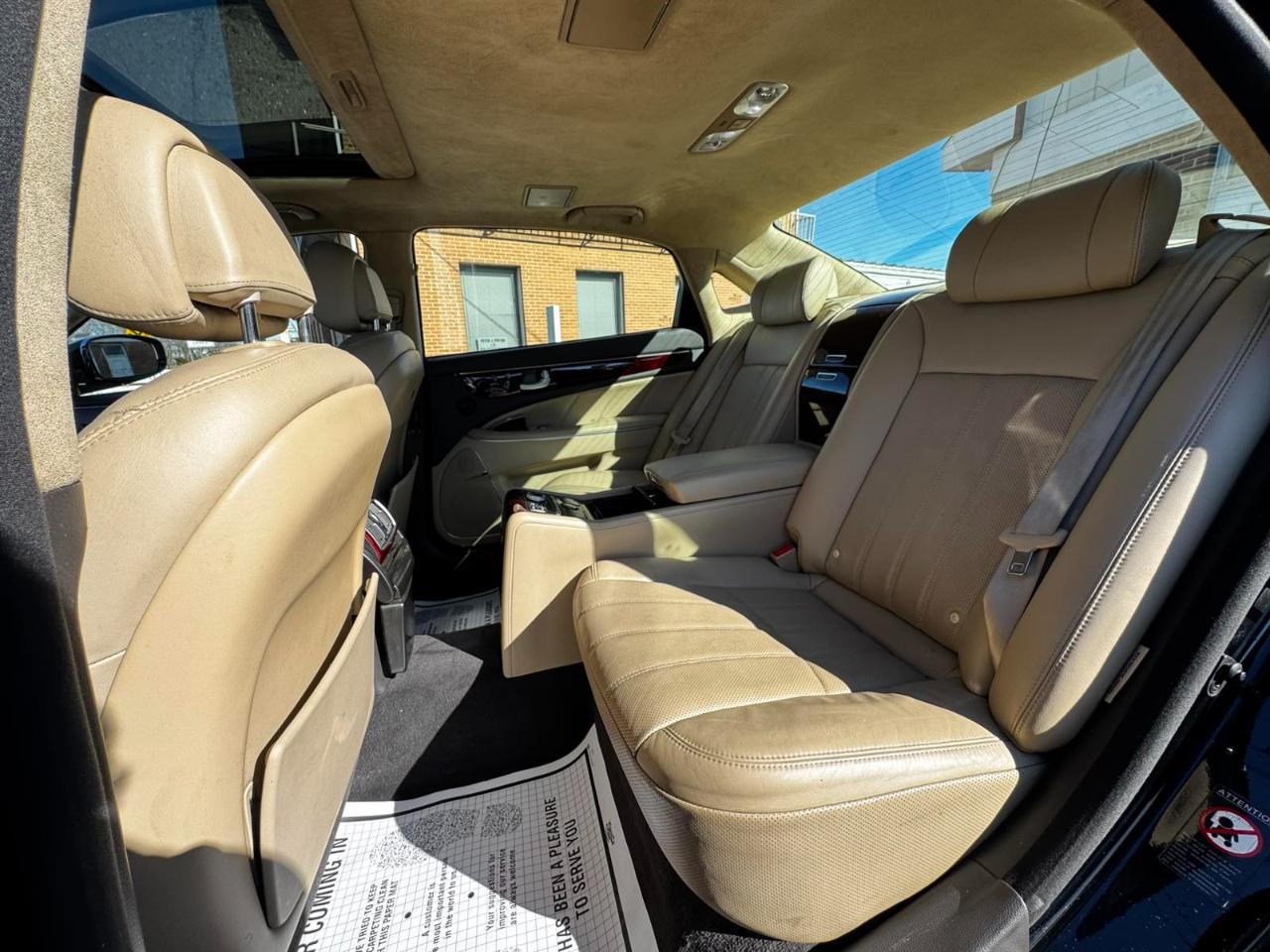 Hyundai Equus 4dr Sdn Ultimate 2013