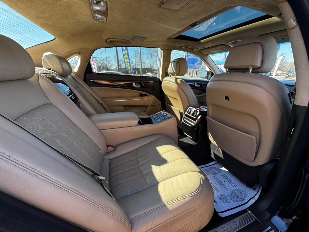 Hyundai Equus 4dr Sdn Ultimate 2013